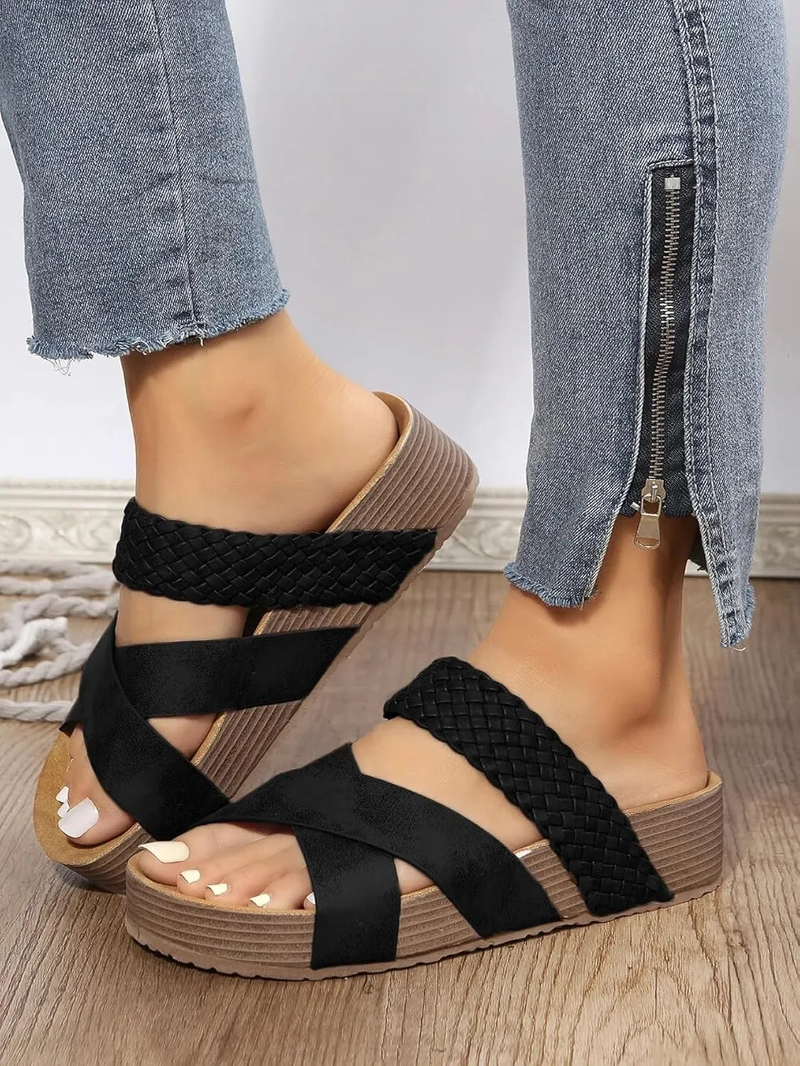 2025 Women'S Platform Sandals Flat Shoes Fashion Casual Hollow Open Toe Comfortable and Lightweight Outdoor Slippers