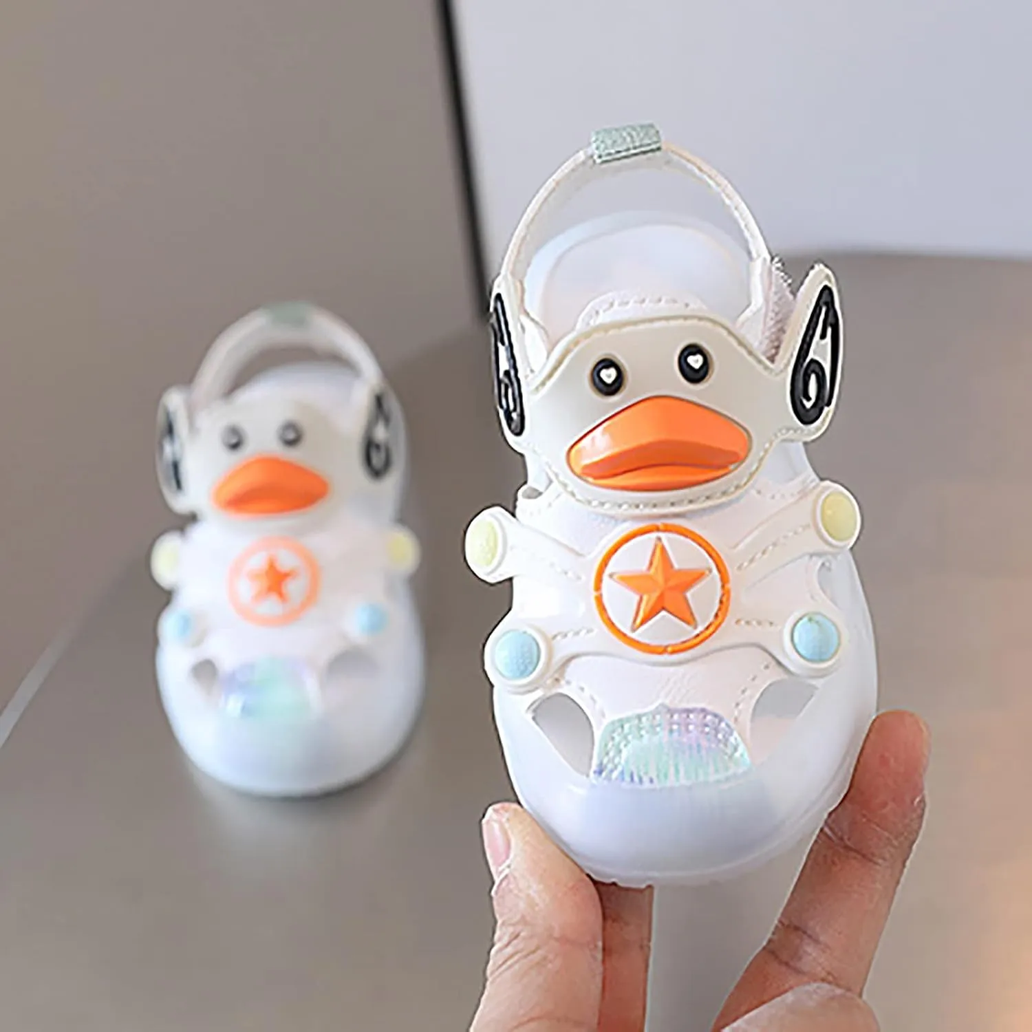 Baby Infant Light Up Cute LED Close Toe Sandals Toddler Kids Duck Summer Casual Shoes Soft Sole Non Slip Glitter Flats