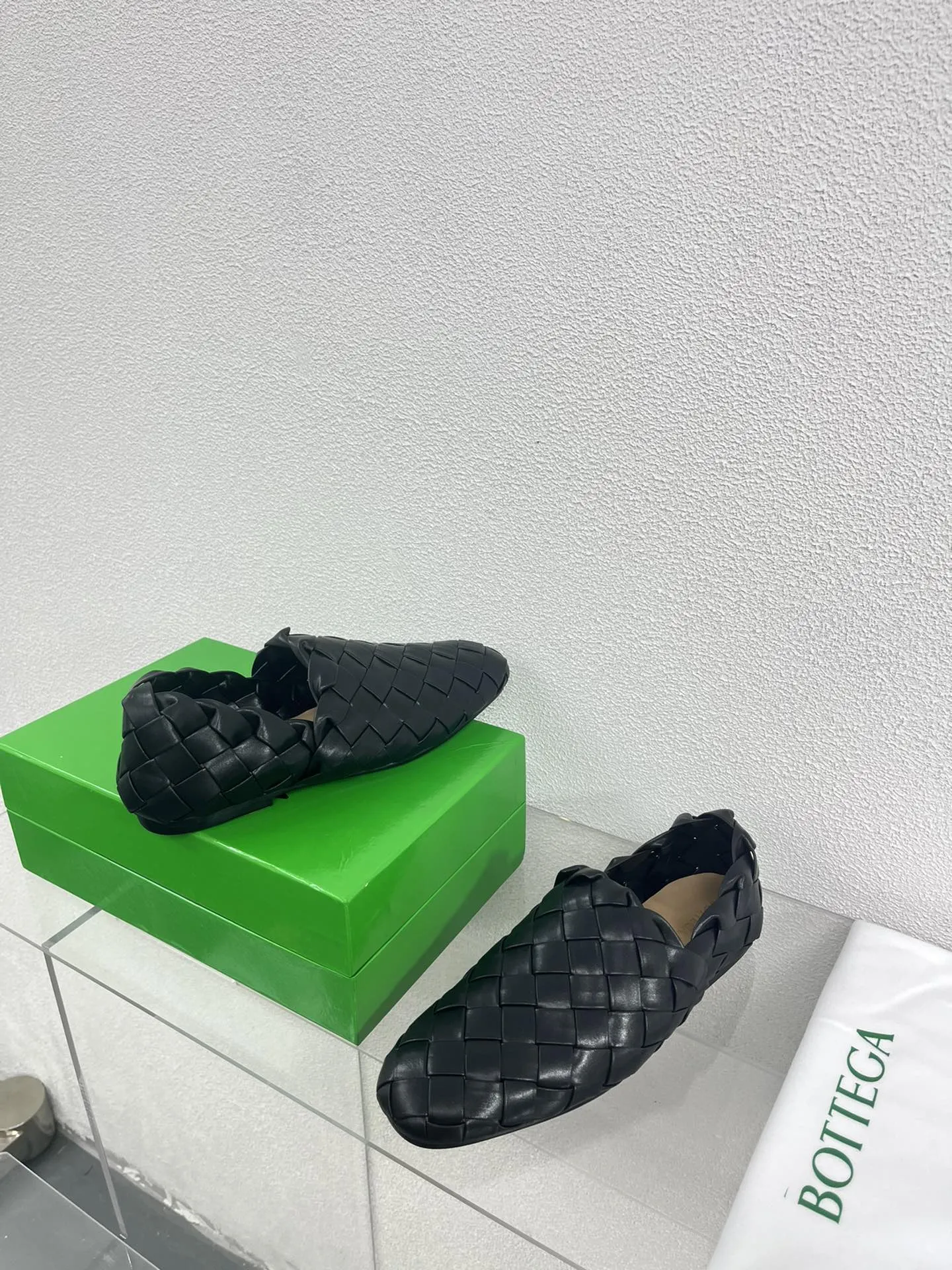 Bottega Veneta Intrecciato Black Lambskin 972909