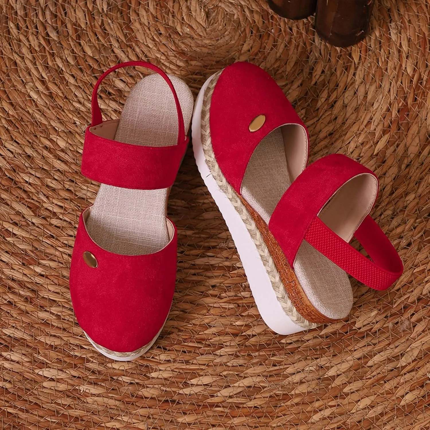 Closed Toe Platform Wedge Sandals for Women 2025 Summer Vacation Dressy Comfortable Anti Slip Beach Shoes with Adjustable Buckle Ankle Strap