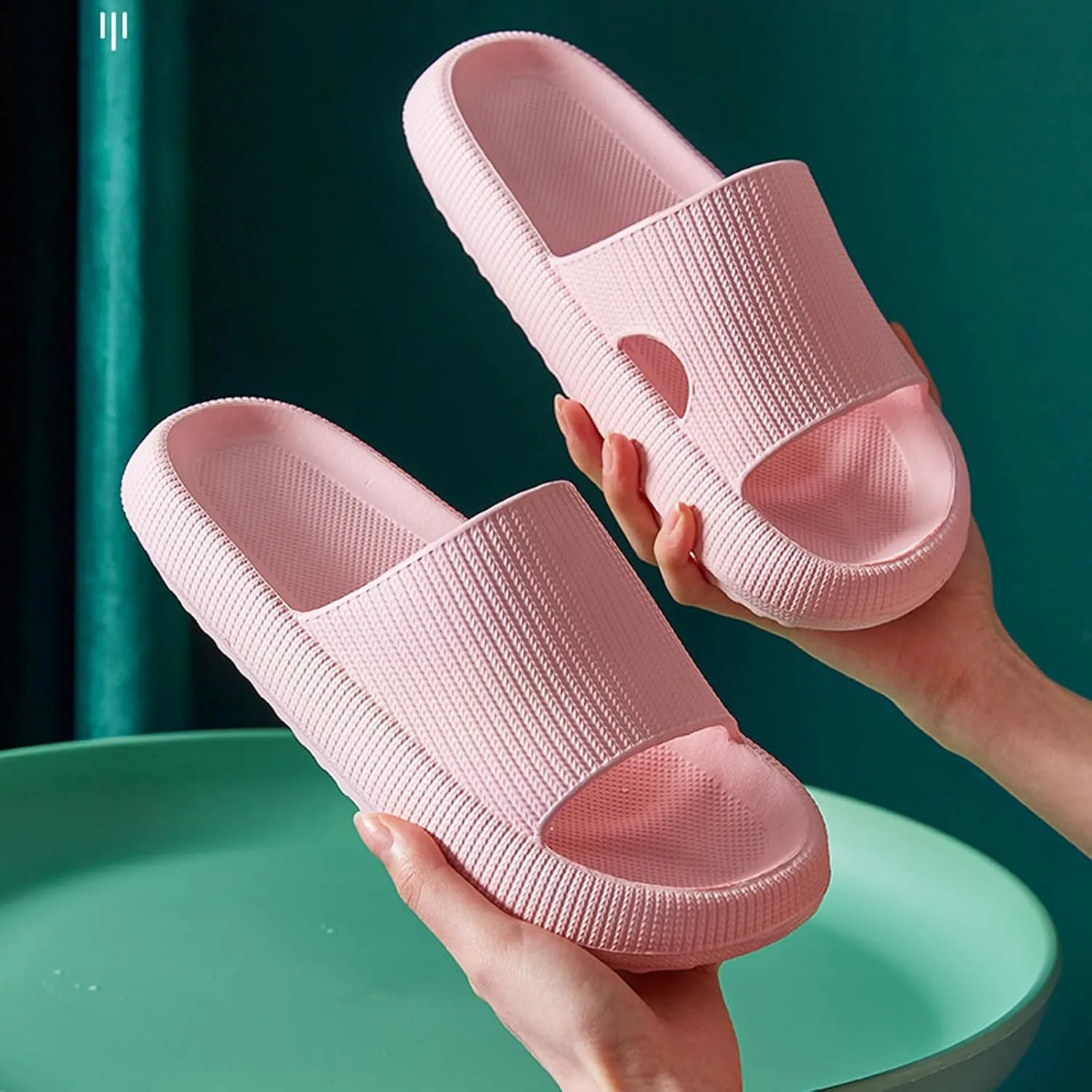 Cloud Slippers for Women and Men,Support and Cushioned Thick Sole Pillow Slippers Ultra Soft EVA Anti-slip shock absorption Flat Shower Sandals