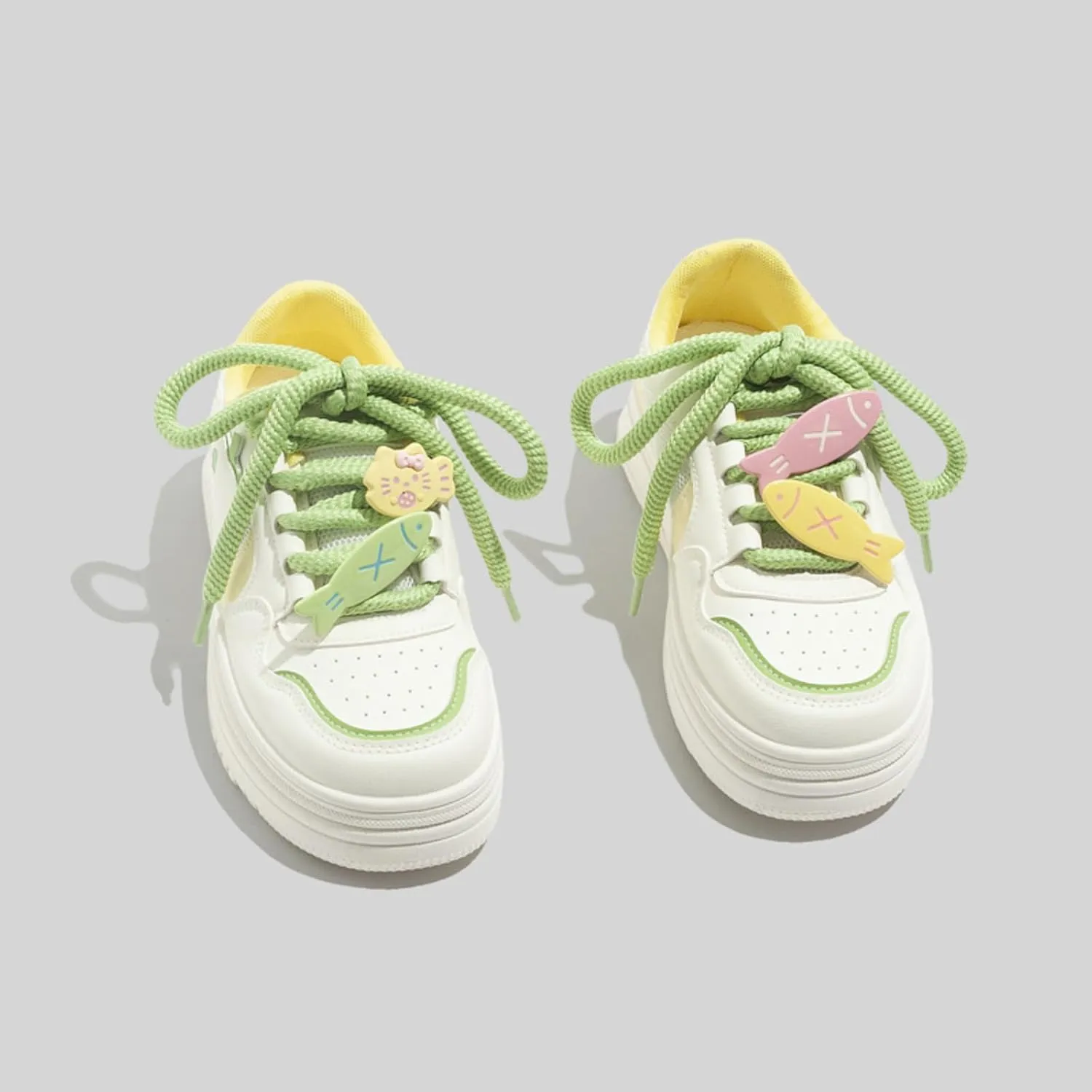 Cute Apple Sneakers for Women Lace-Up Platforms Cartoon Girl Cat & Fish Skate Shoes Thick Sole Height Increase Walking Cute Shoes