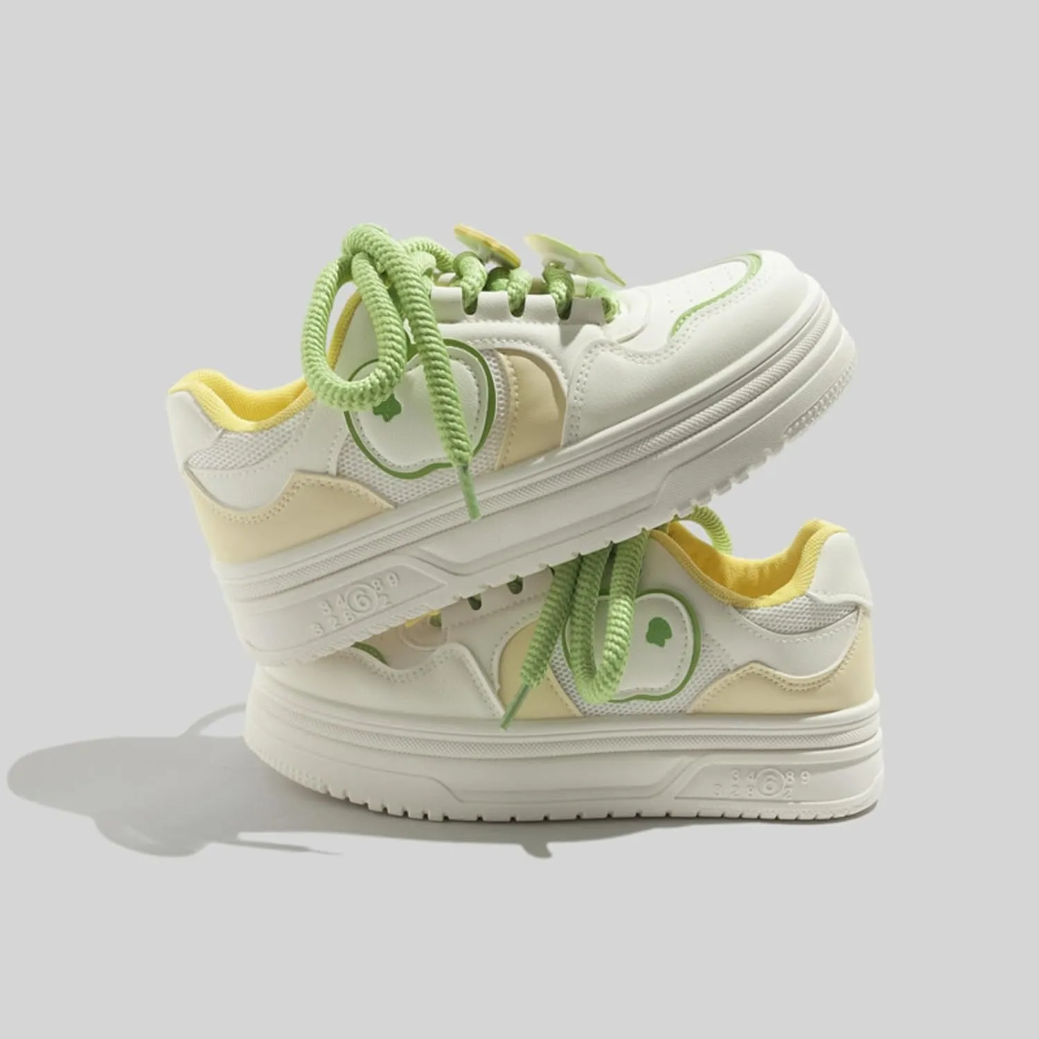Cute Apple Sneakers for Women Lace-Up Platforms Cartoon Girl Cat & Fish Skate Shoes Thick Sole Height Increase Walking Cute Shoes