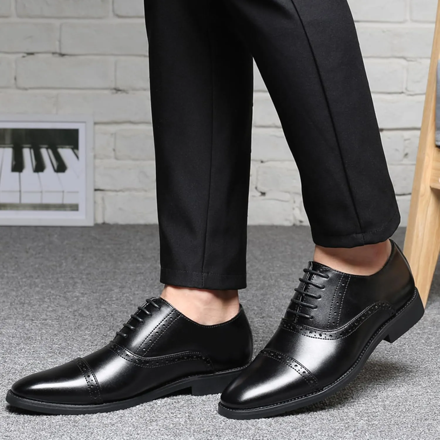 Dress Shoes for Men Fashion Classic Lace-up Pointed-Toe Formal Tuxedo Shoes Business Wedding Wingtip Oxford Shoes