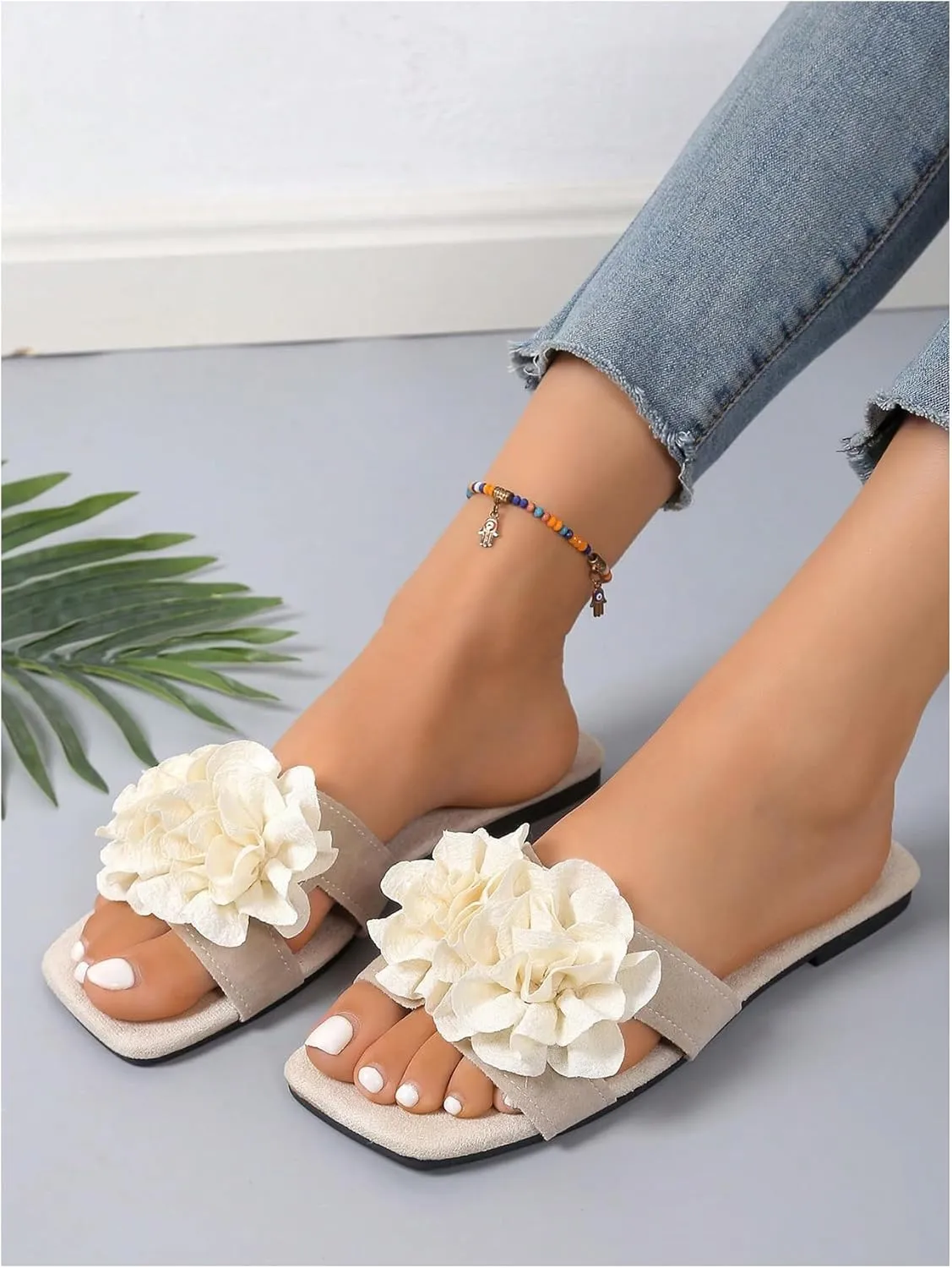 GORGLITTER Women's Flower Sandals Flat H Slides Dress Applique Slip on Vacation Sandal