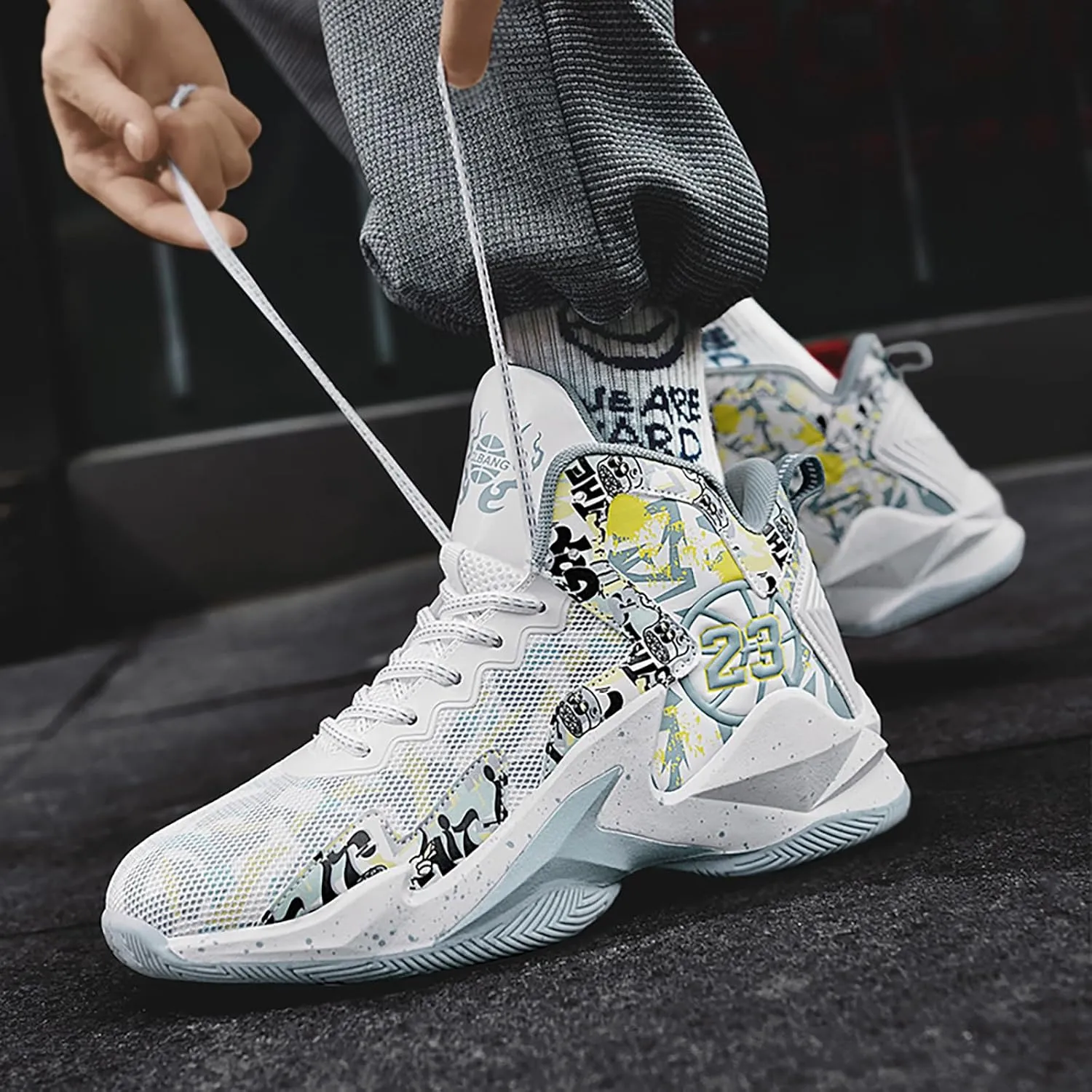 Kids Basketball Shoes High Top Youth Fashion Sneakers Girls Casual Sports Basketball Shoes Breathable Comfortable Boys Sneakers for Big Kids