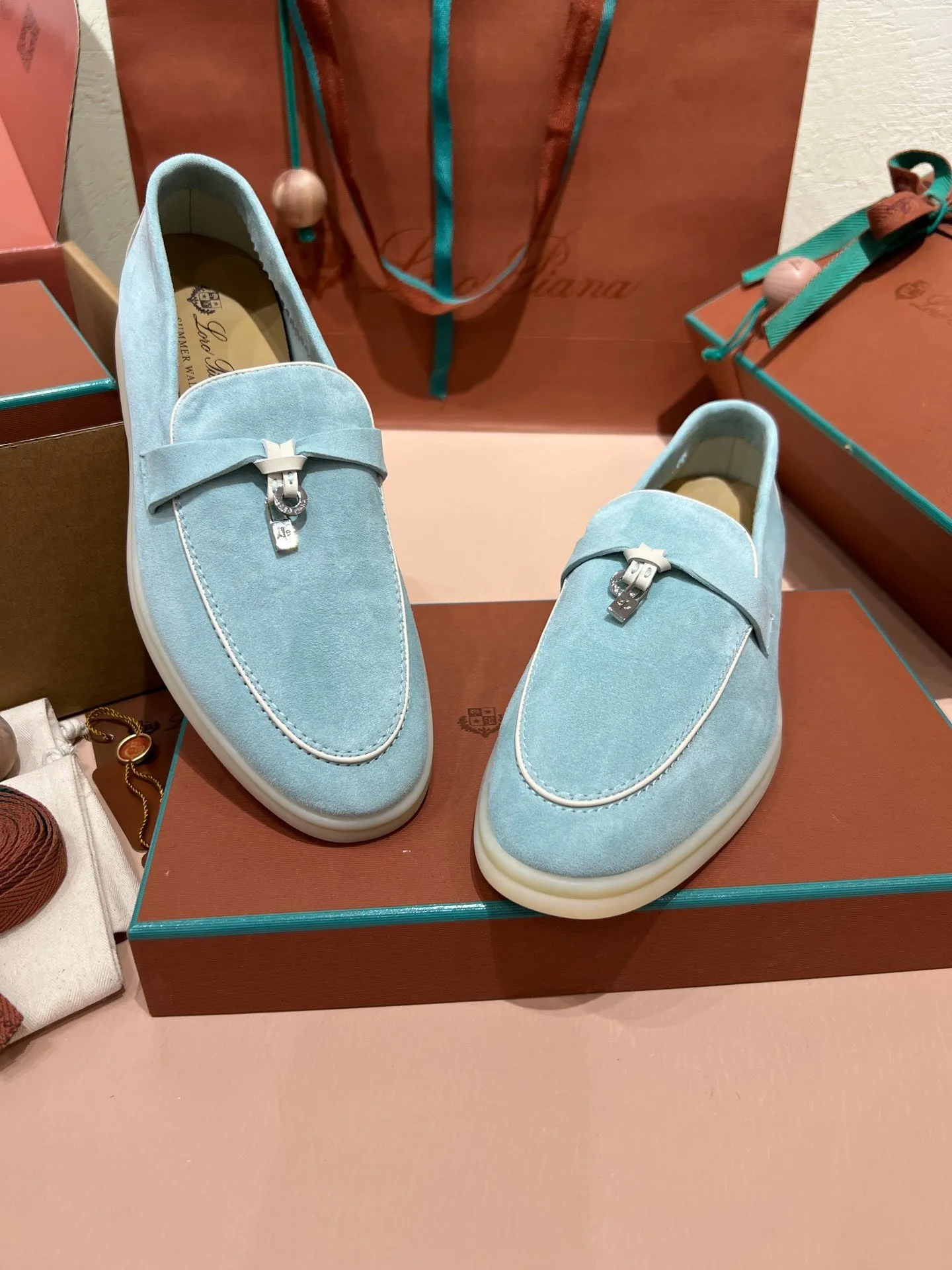 lp summer charm walk loafer cloud blue white suede