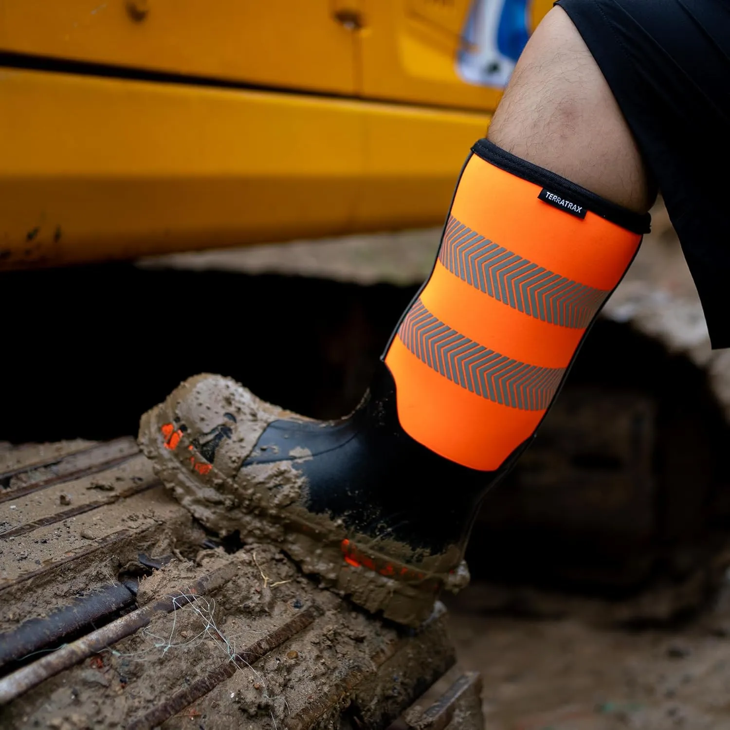 Men's Steel Toe Muck Work Boots – Reflective, Puncture Proof, Oil & Slip Resistant, Rubber & Neoprene, Breathable Safety Boots for Construction, Roadwork, Industrial & Heavy Duty