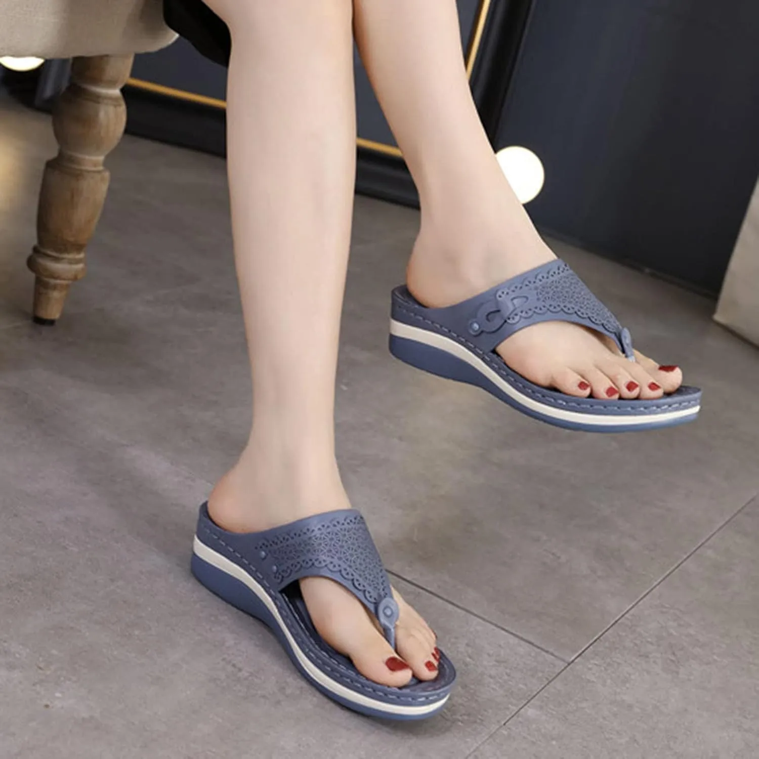 oiangi Summer Womens Clip Toe Flip Flops Sandals Fashion Casual Thong Strap Slip-on Wedge Slipper Lightweight Comfy Massage Soft Bottom Beach Shoes