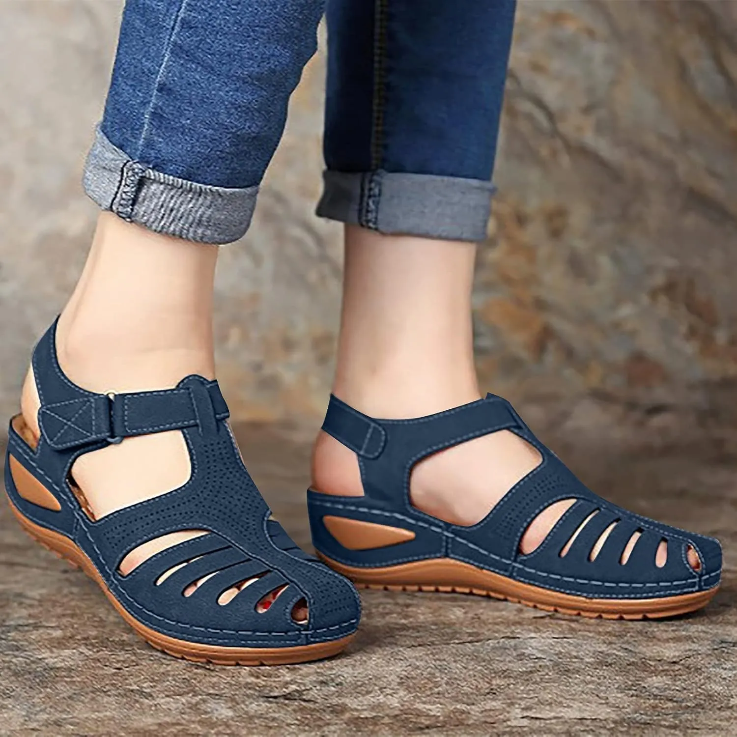 oiangi Wedge Sandals for Women Casual Summer Solid Color Hollow Closed Toe Hook and Loop Sandals Soft Comfortable Lightweight Outdoor Beach Travel Shoes