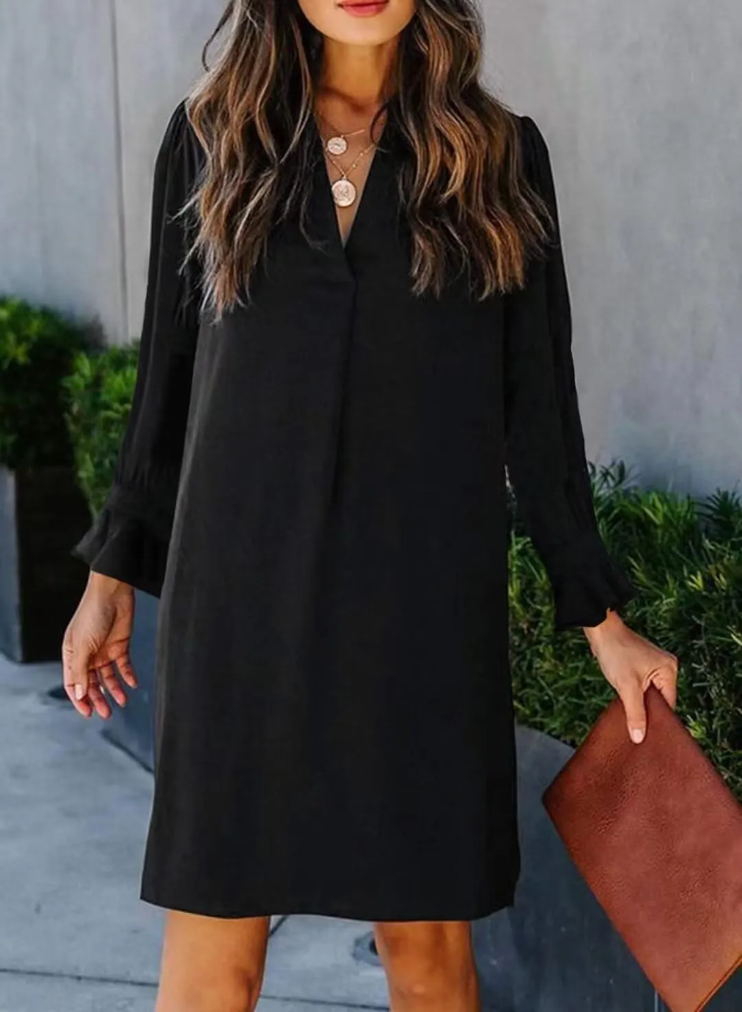 QACOHU Dresses for Women 2025 V Neck Spring Summer Ruffle Long Sleeve Simple Casual Loose Flowy Autumn Winter Shift Dress