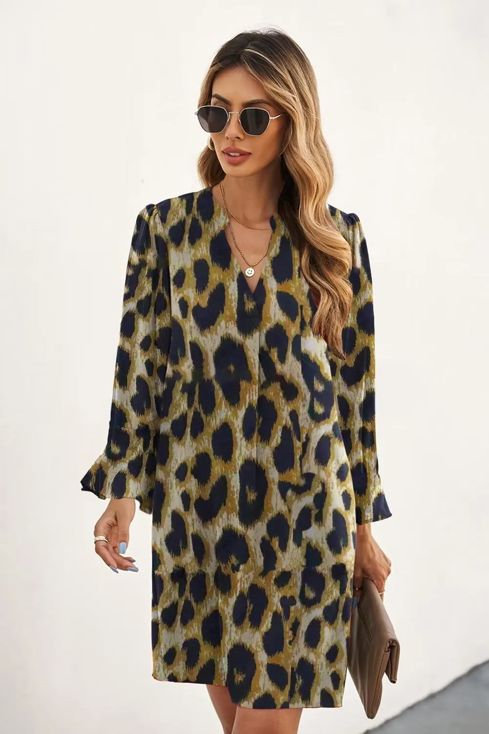 QACOHU Dresses for Women 2025 V Neck Spring Summer Ruffle Long Sleeve Simple Casual Loose Flowy Autumn Winter Shift Dress