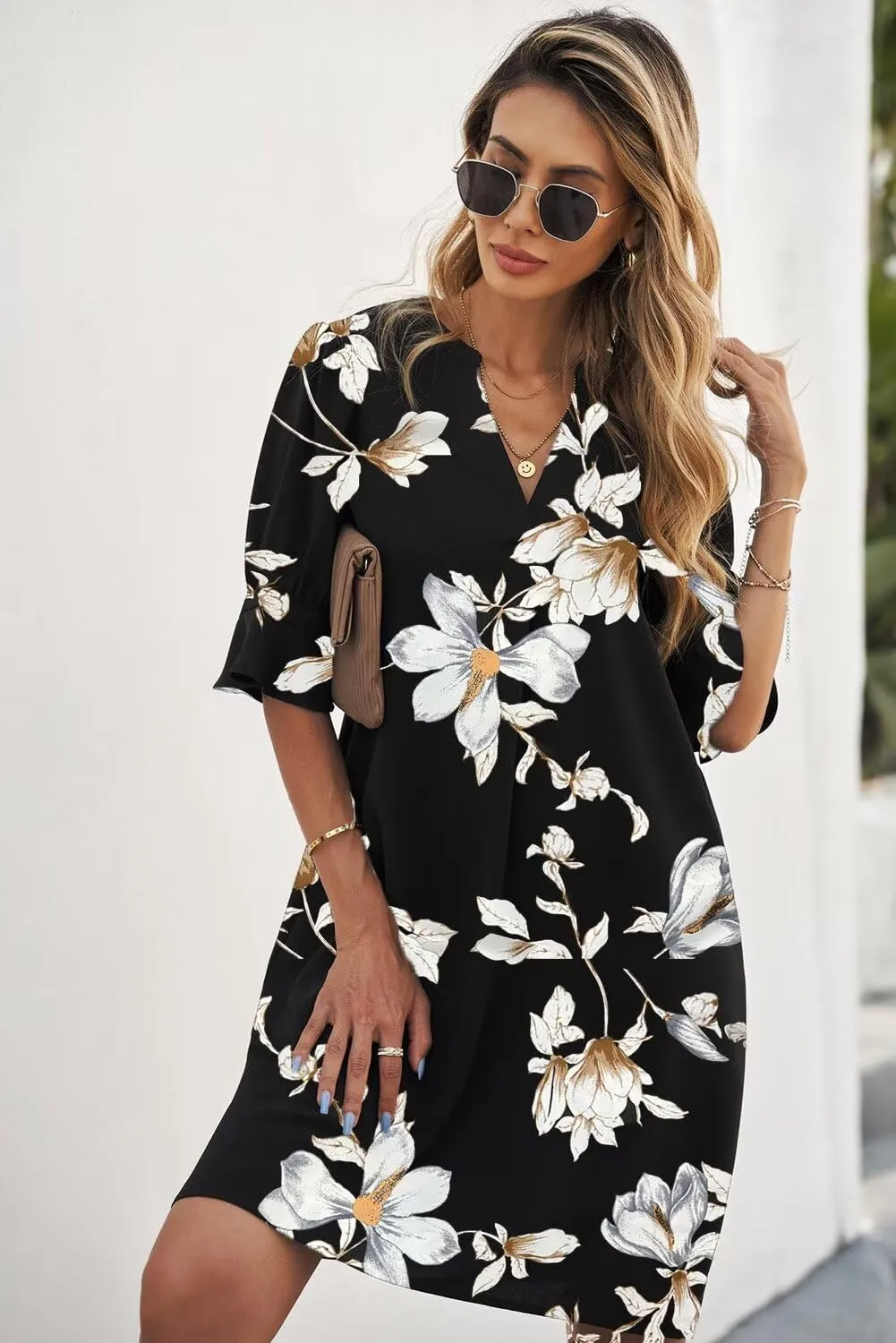 QACOHU Summer Dresses for Women V Neck Ruffle Short Sleeve Casual Shift Dress