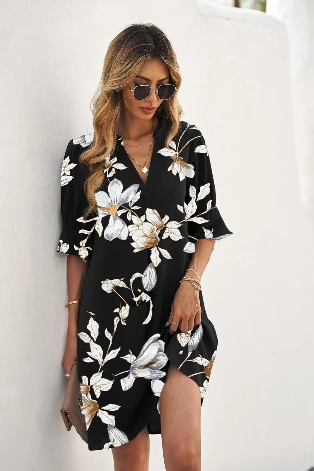 QACOHU Summer Dresses for Women V Neck Ruffle Short Sleeve Casual Shift Dress