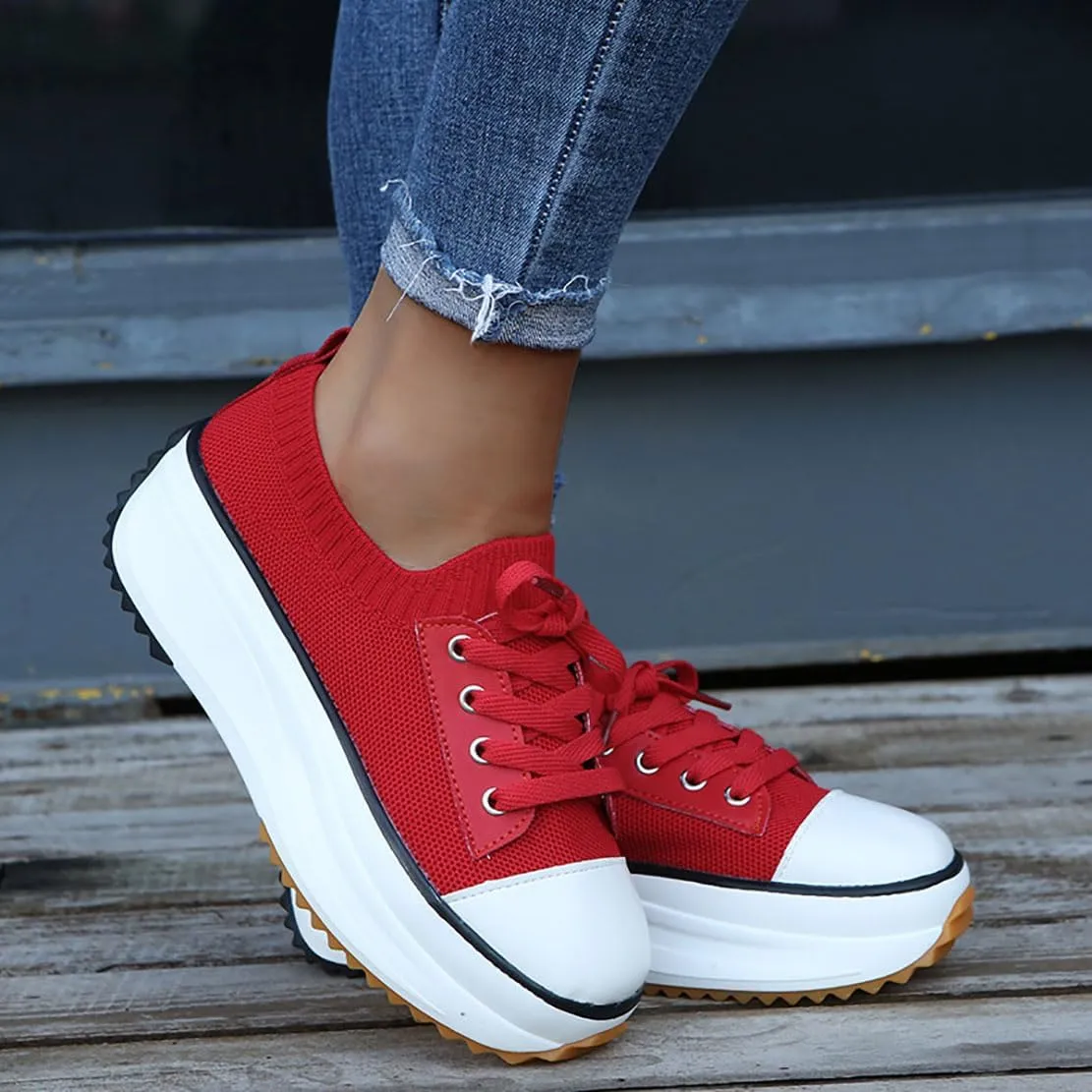 Women Low Top Platform Block Comfortable Artificial PU Shoes Classic Fashion Casual Neon Green Fuchsia Multi-Colors Casual Lace-Up Walking Sneakers for Street Party Wedding Night Club