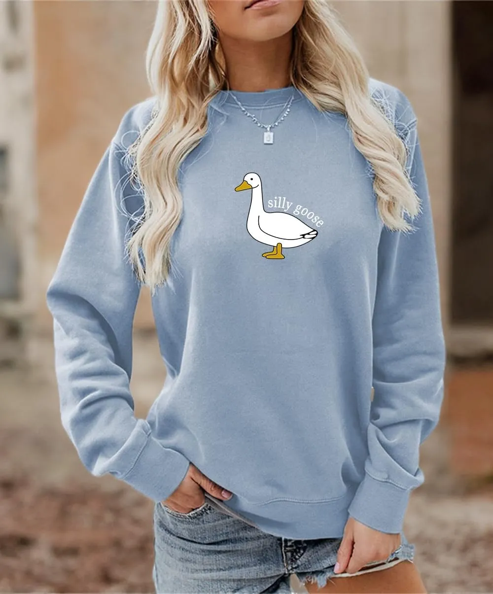 Womens Crewneck Funny Cute Silly Goose Sweatshirt Xmas Pullover Sweatshirt Christmas Sweater