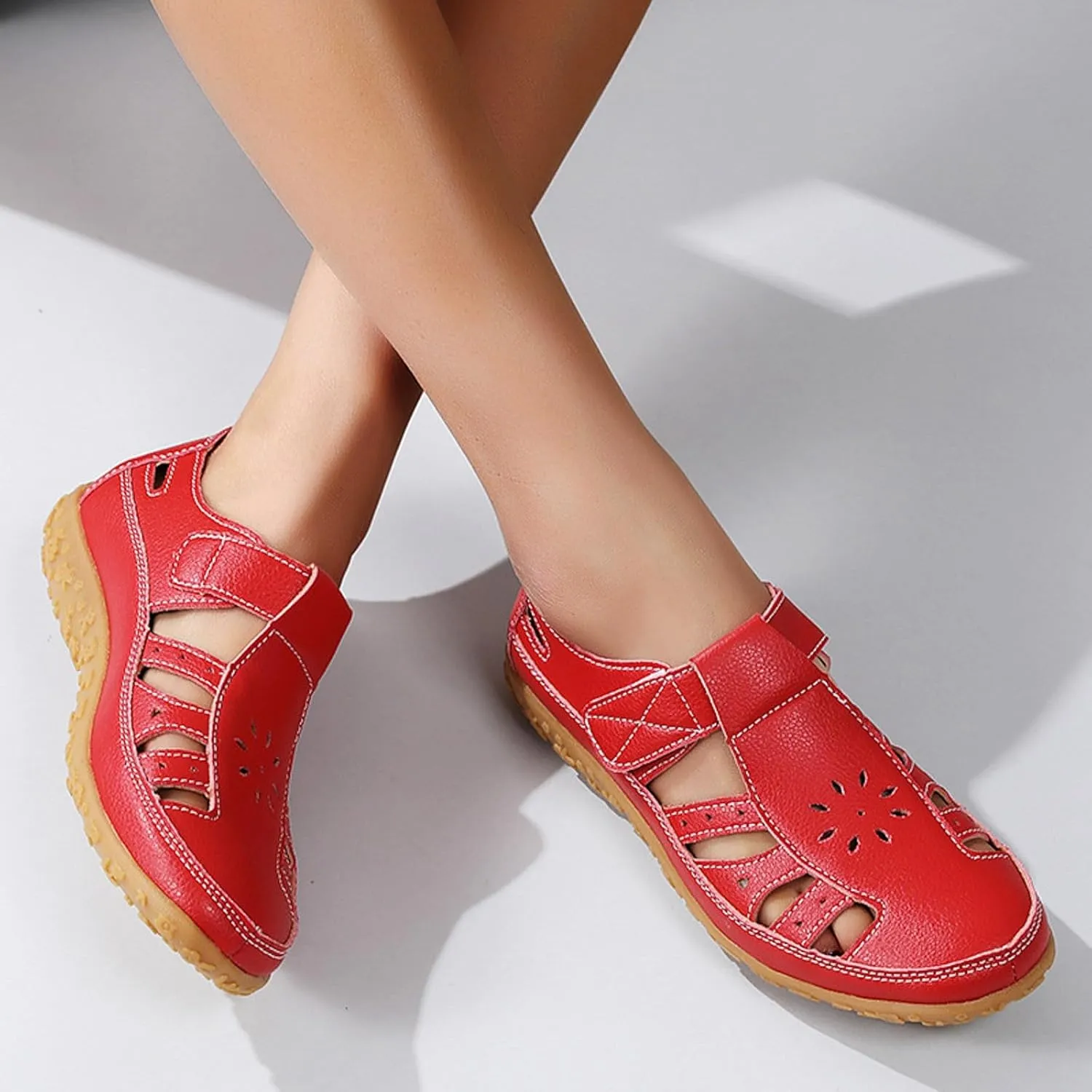 ZSpzx Summer Sandals For Women 2025,Closed Toe Wedge Shoes Hollow Out Retro Soft Soled Casual Adjustable Slip On Walking Wedges Arch Support Bohe Cute Slides for Party Beach Vacation